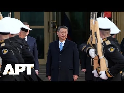 Xi Jinping Arrives in Moscow, Stands for Russian Anthem Ahead of Victory Day Parade | APT
